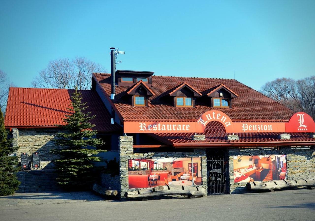 Restaurace A Penzion Lutena Dolni Lutyne Luaran gambar